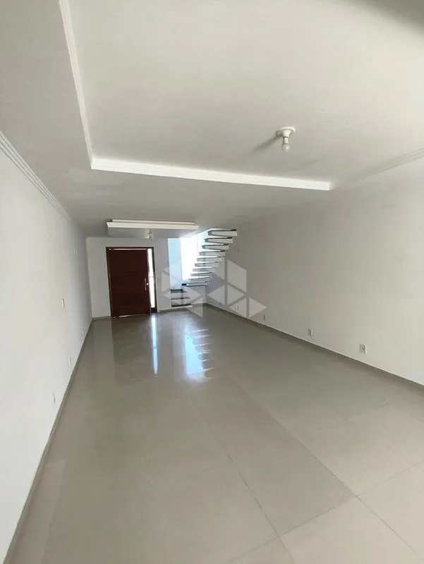 Sobrado de 80 m² com 2 quartos e churrasqueira na varanda — photo 11