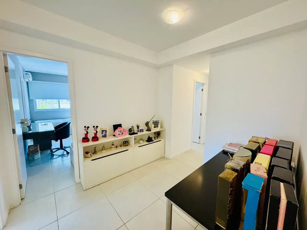227 m² apartment with open-plan kitchen and balcony — photo 17