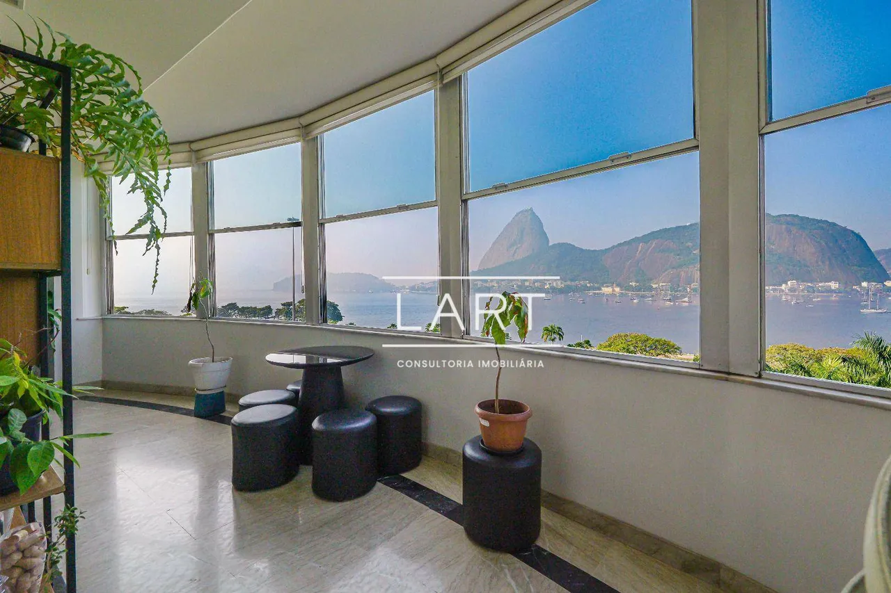 4-bedroom apartment with 453 m² and shared elevator — photo 12