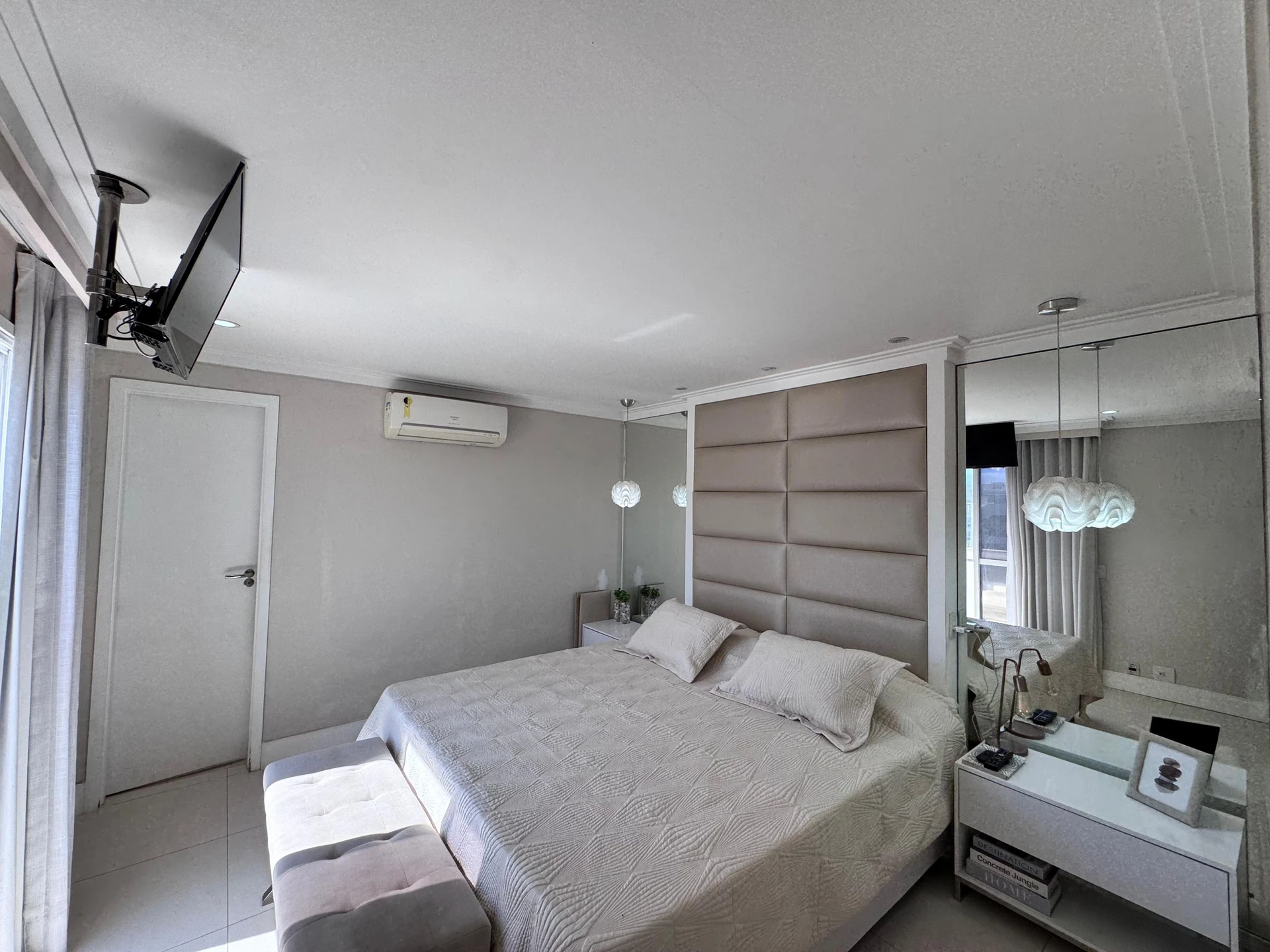 Furnished apartment with 3 bedrooms and 2 parking spaces — photo 29