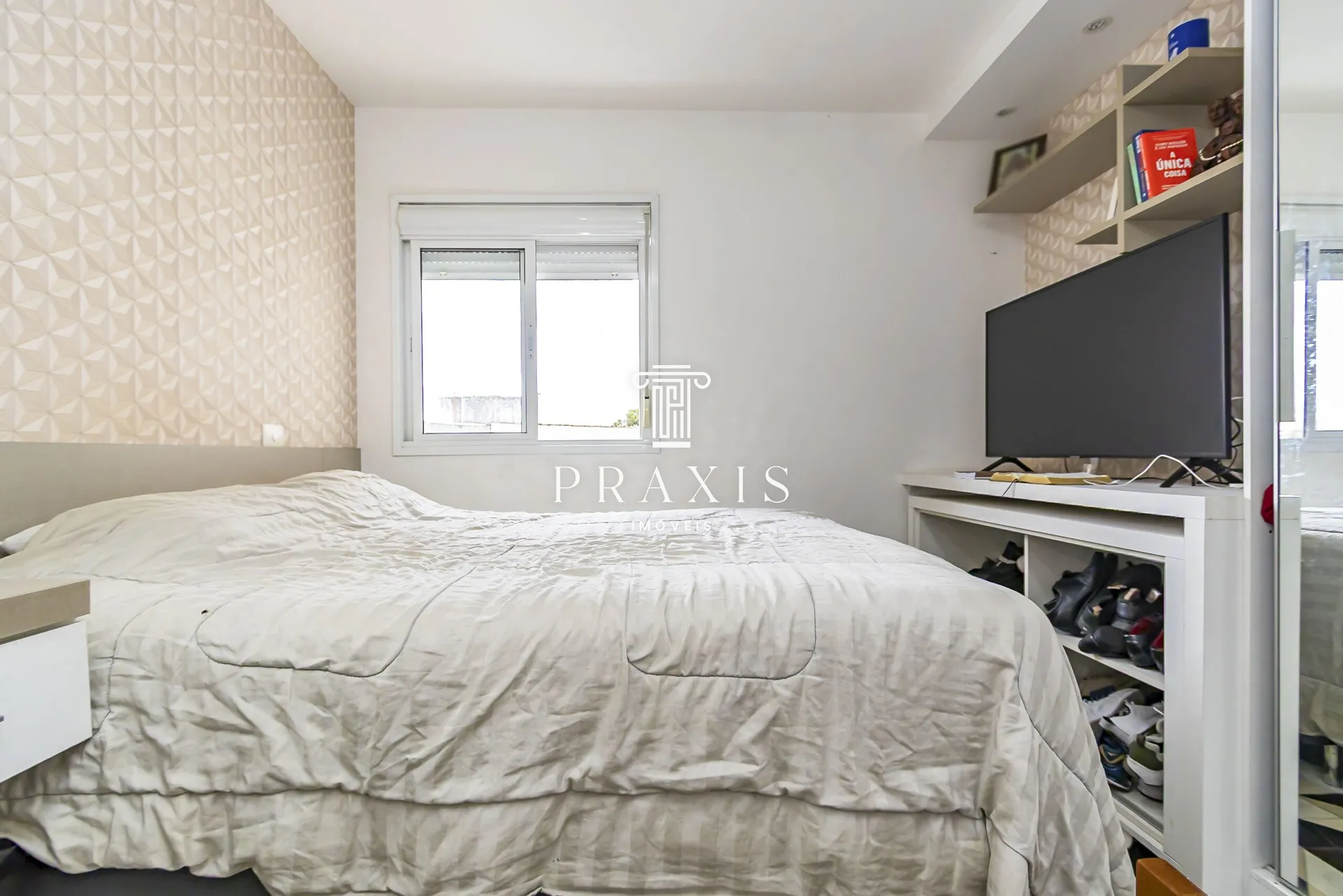 Apartment with 2 en-suite bedrooms and 3 bathrooms — photo 15