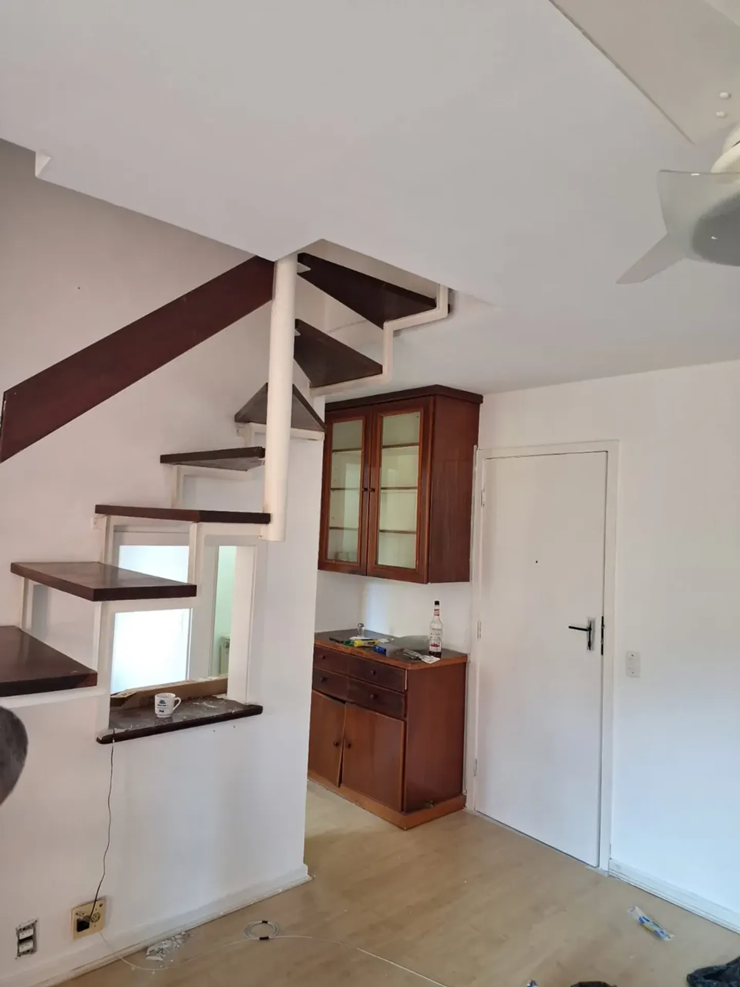 2-bedroom apartment with a grill on the balcony — photo 37