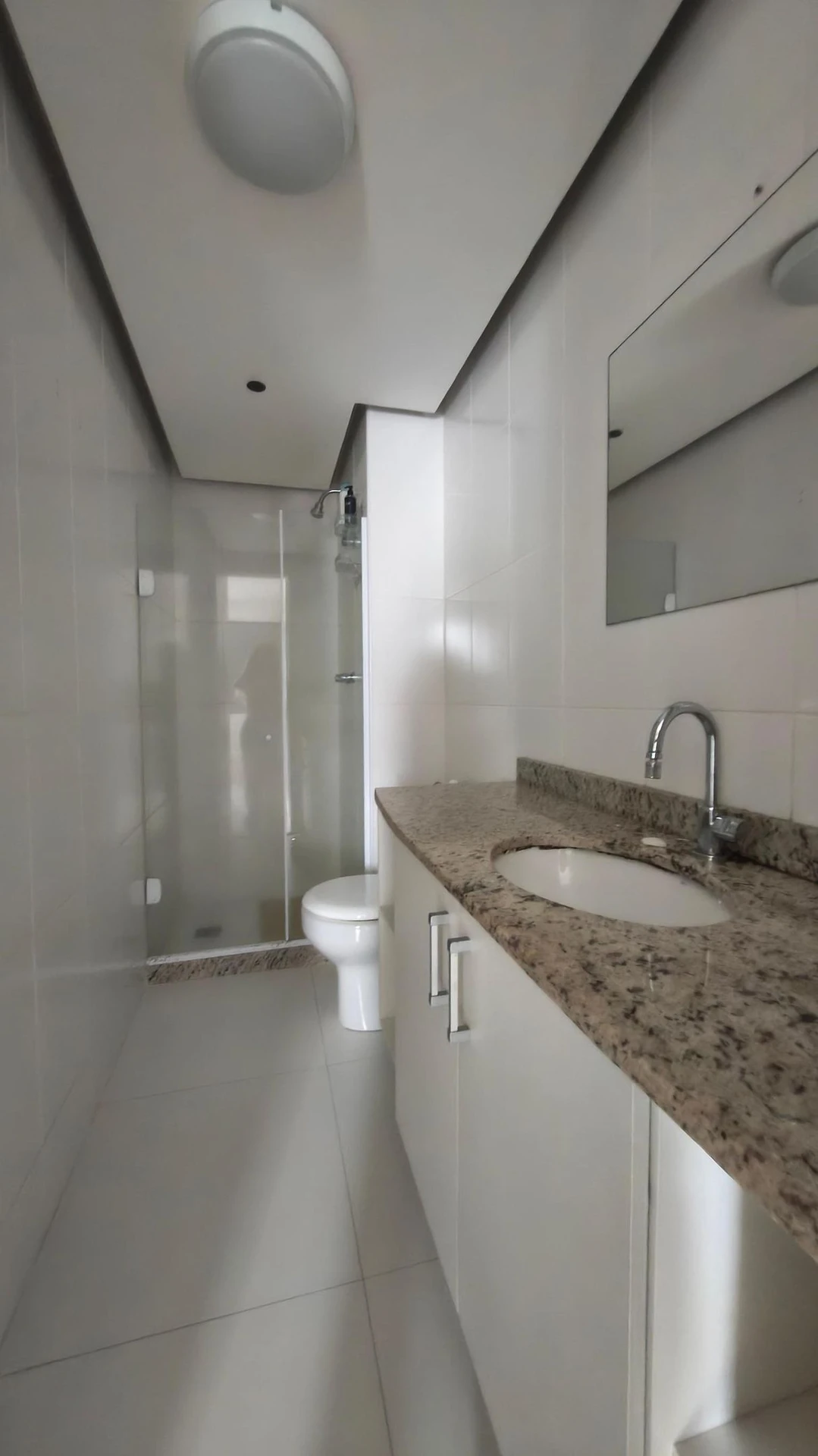 Glass-enclosed balcony in a 3-bedroom apartment, 87 m² — photo 28