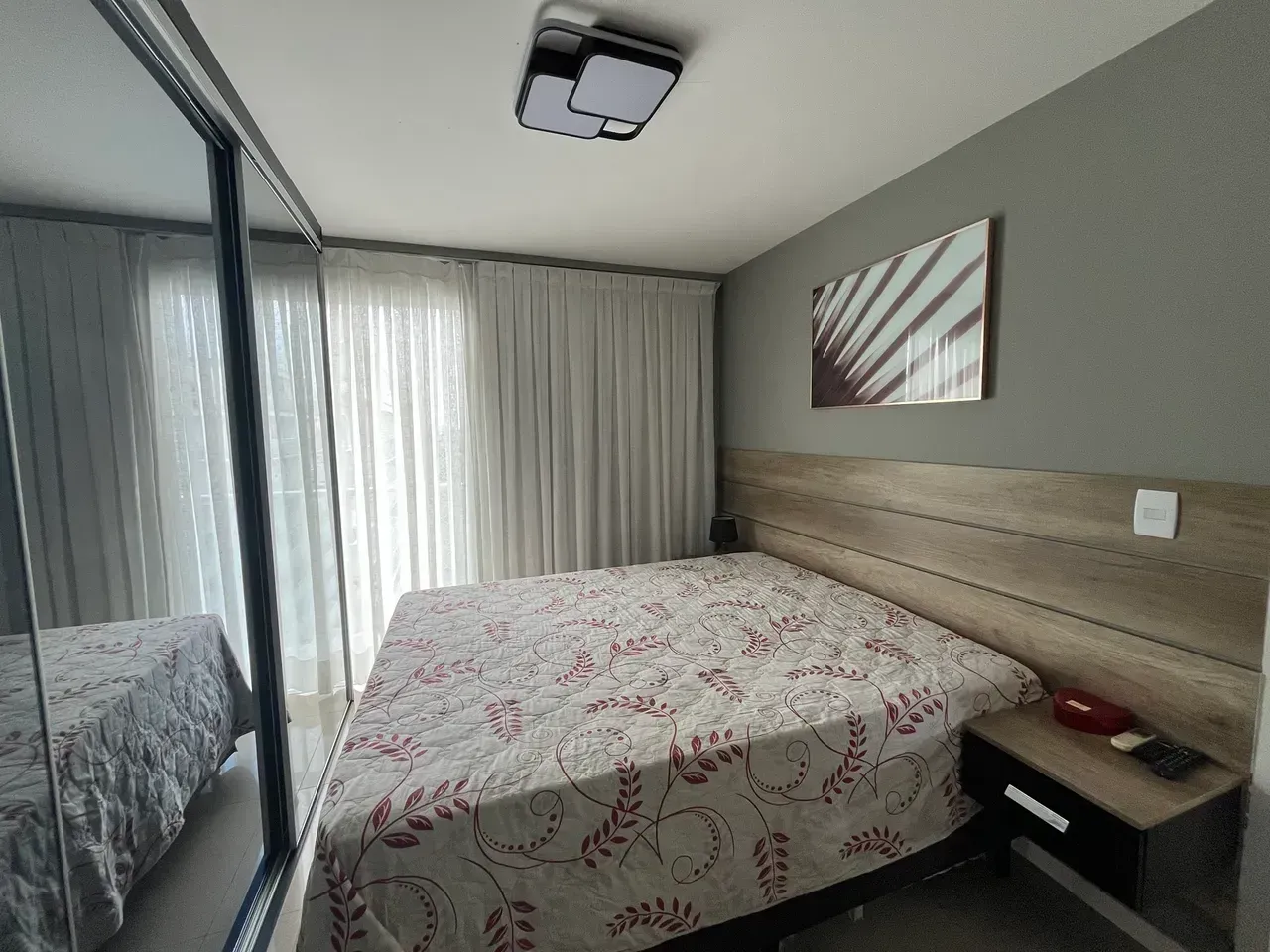 Furnished duplex penthouse with 3 en-suite bedrooms, 198 m² — photo 9
