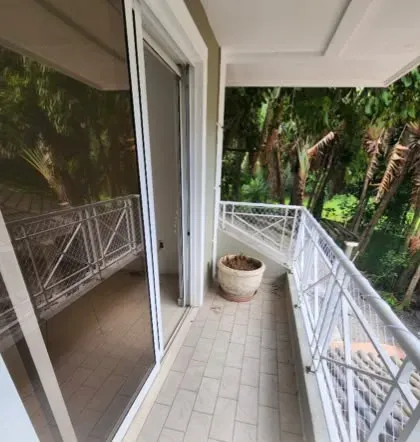 Casa com janelas do piso ao teto, Barra da Tijuca — photo 12