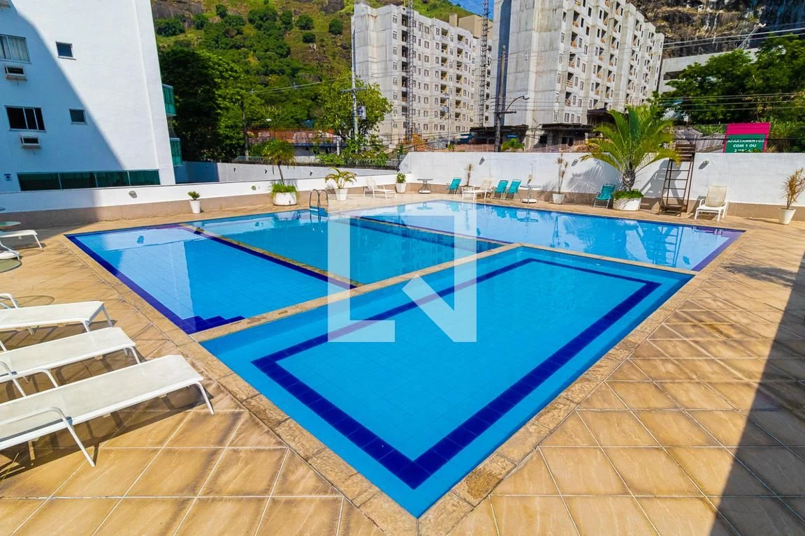 Private pool in a 2-bedroom apartment, 57 m² — photo 28