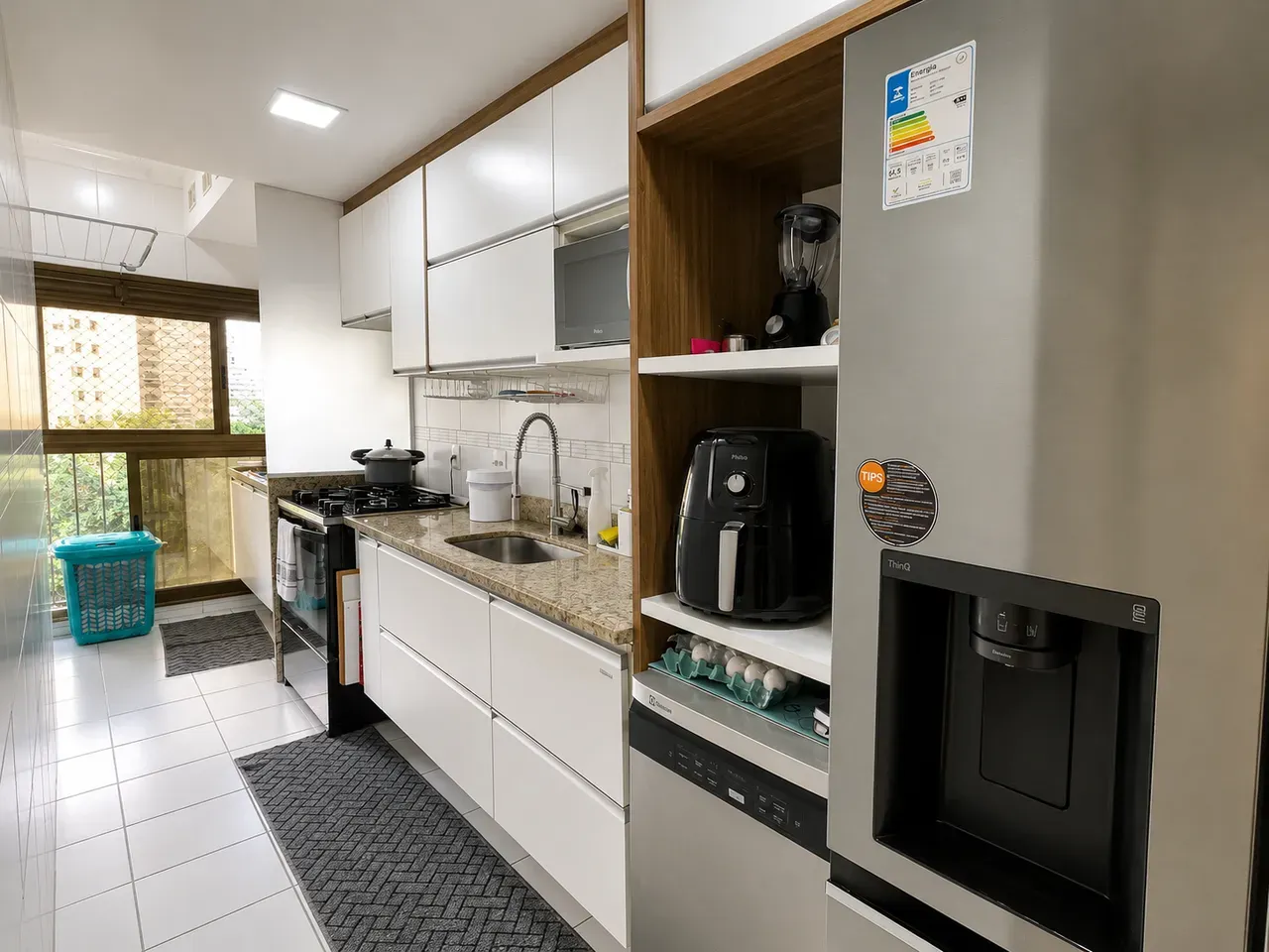 4-bedroom apartment with a dishwasher — photo 7