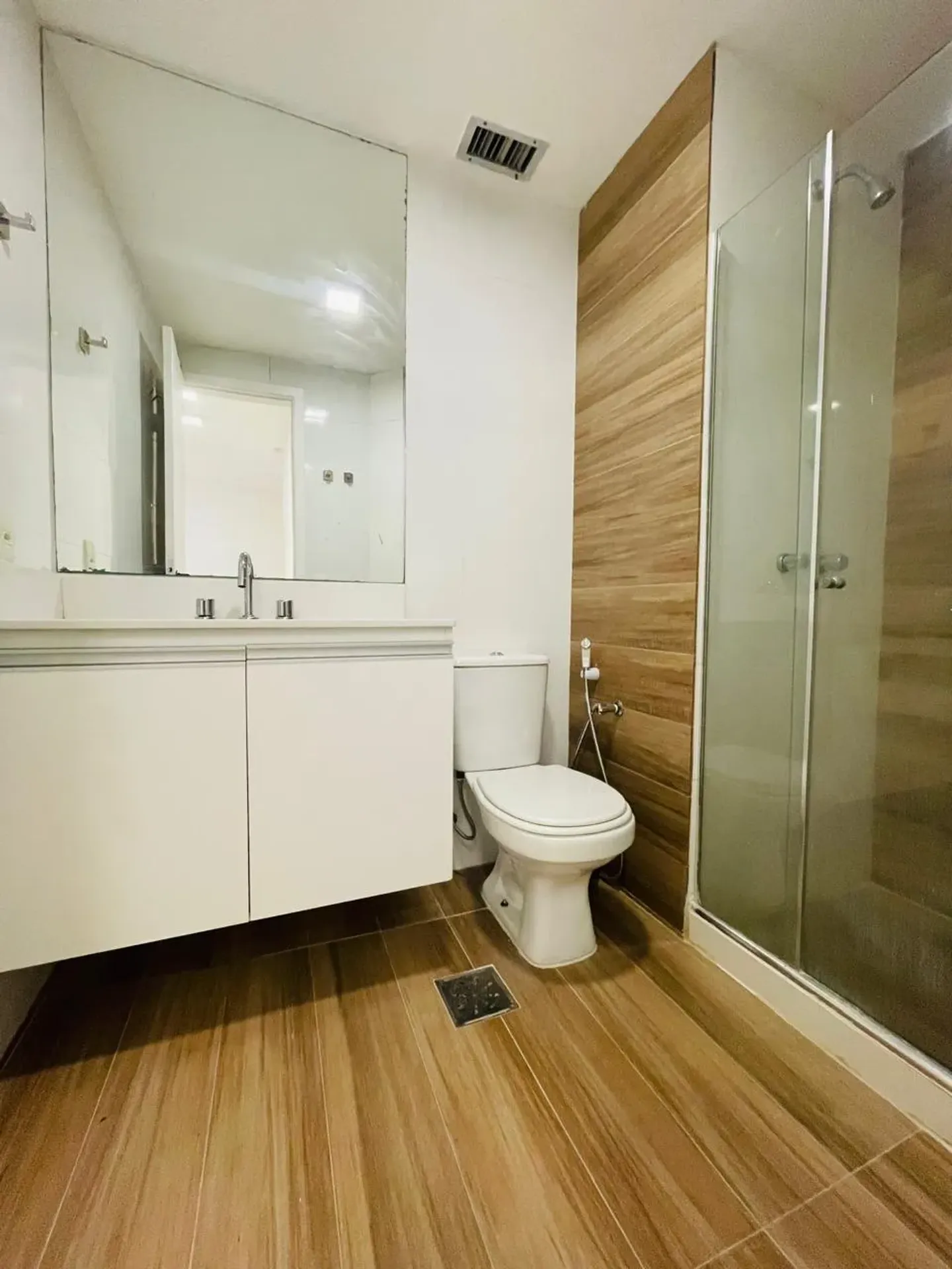Apartamento com 2 suítes, varanda fechada e jardim privativo — photo 8