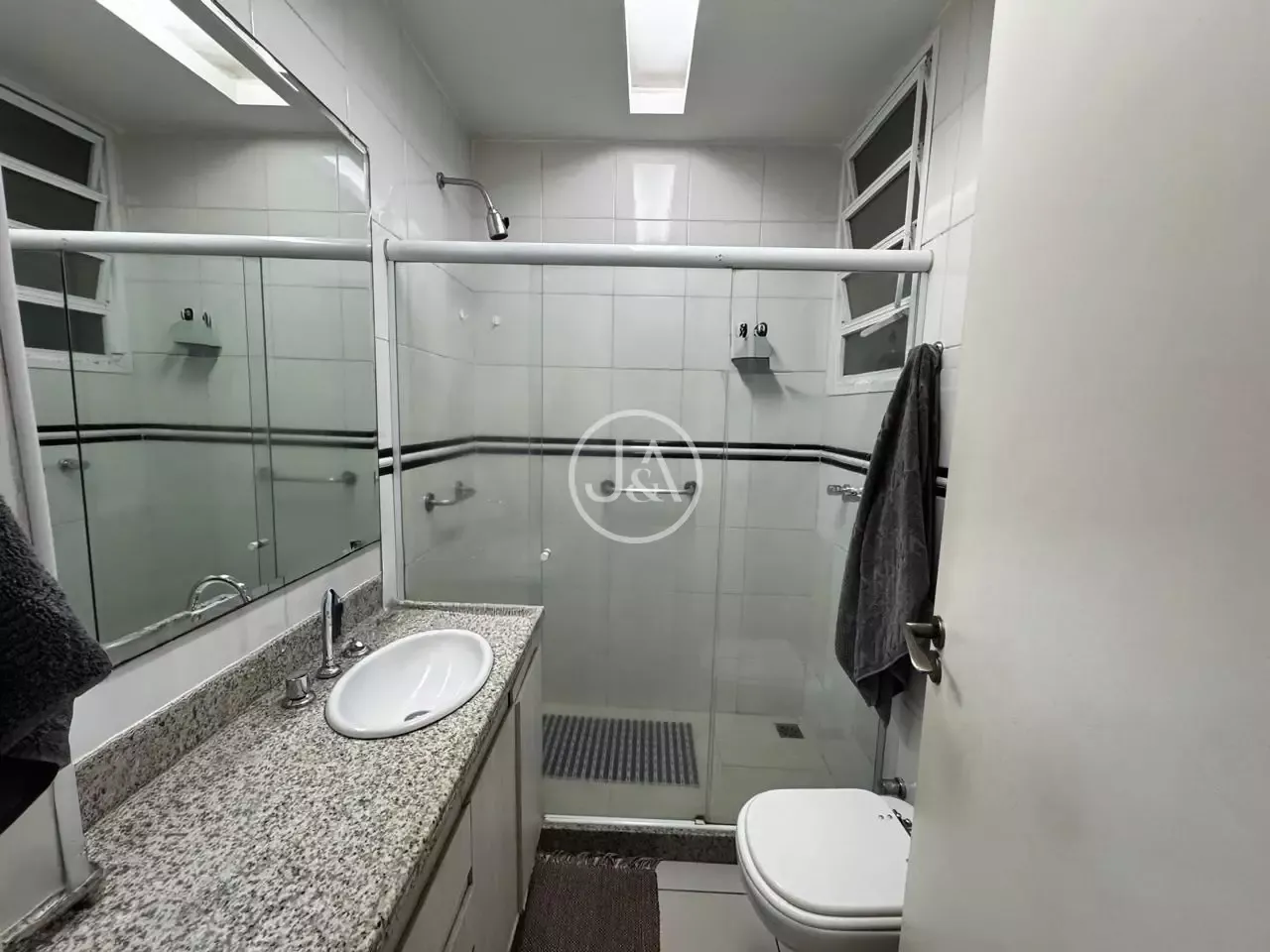 Apartamento mobiliado com 3 quartos e 106 m² — photo 7