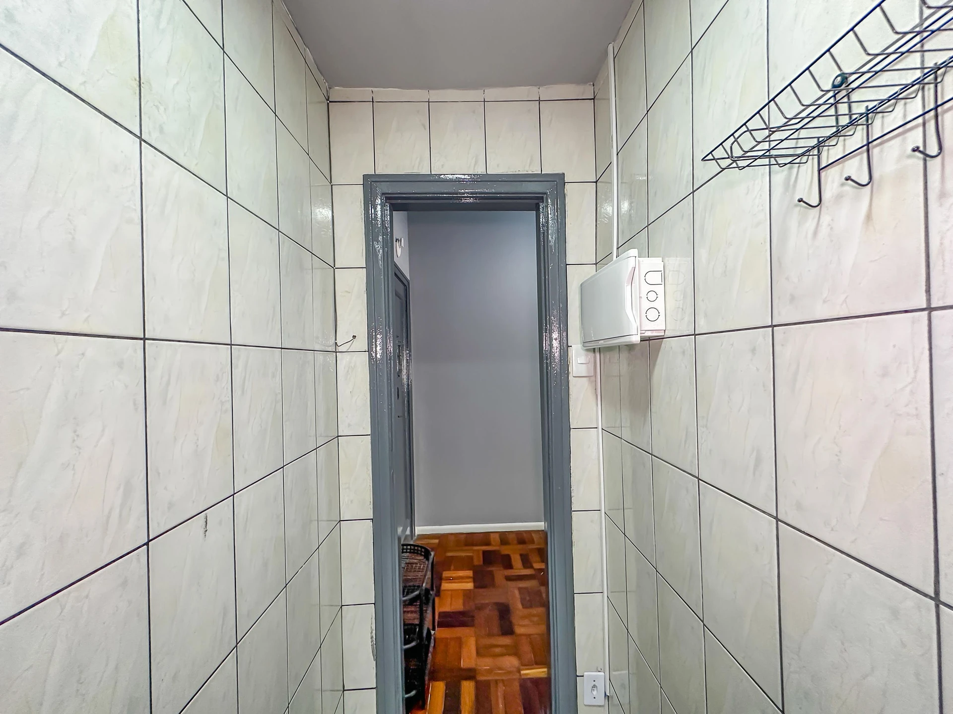 Studio, 34 m², com piso de madeira ou laminado — photo 2