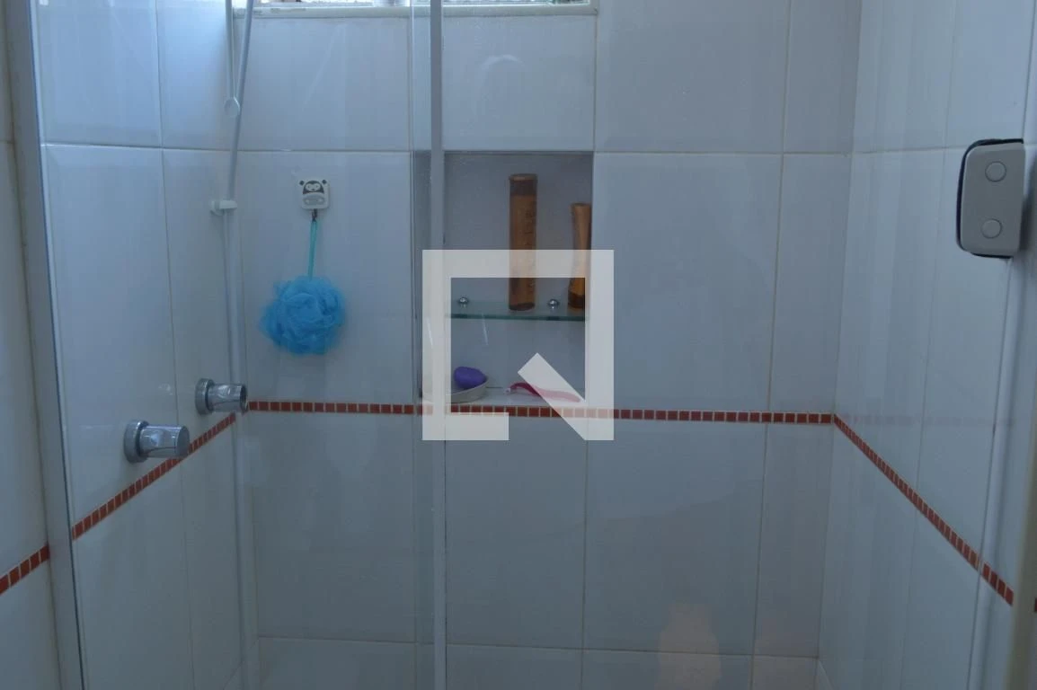 3-bedroom apartment with a bathtub — photo 58