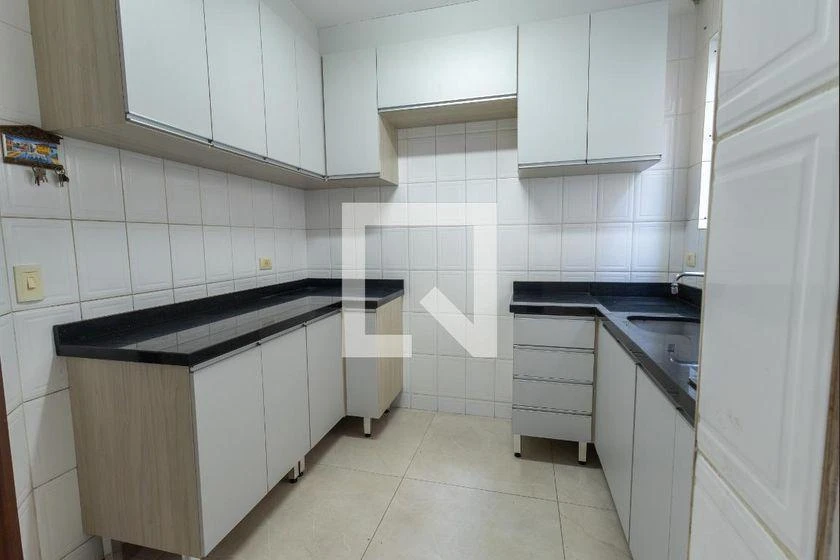 3-bedroom house with a home office in Curitiba — photo 9