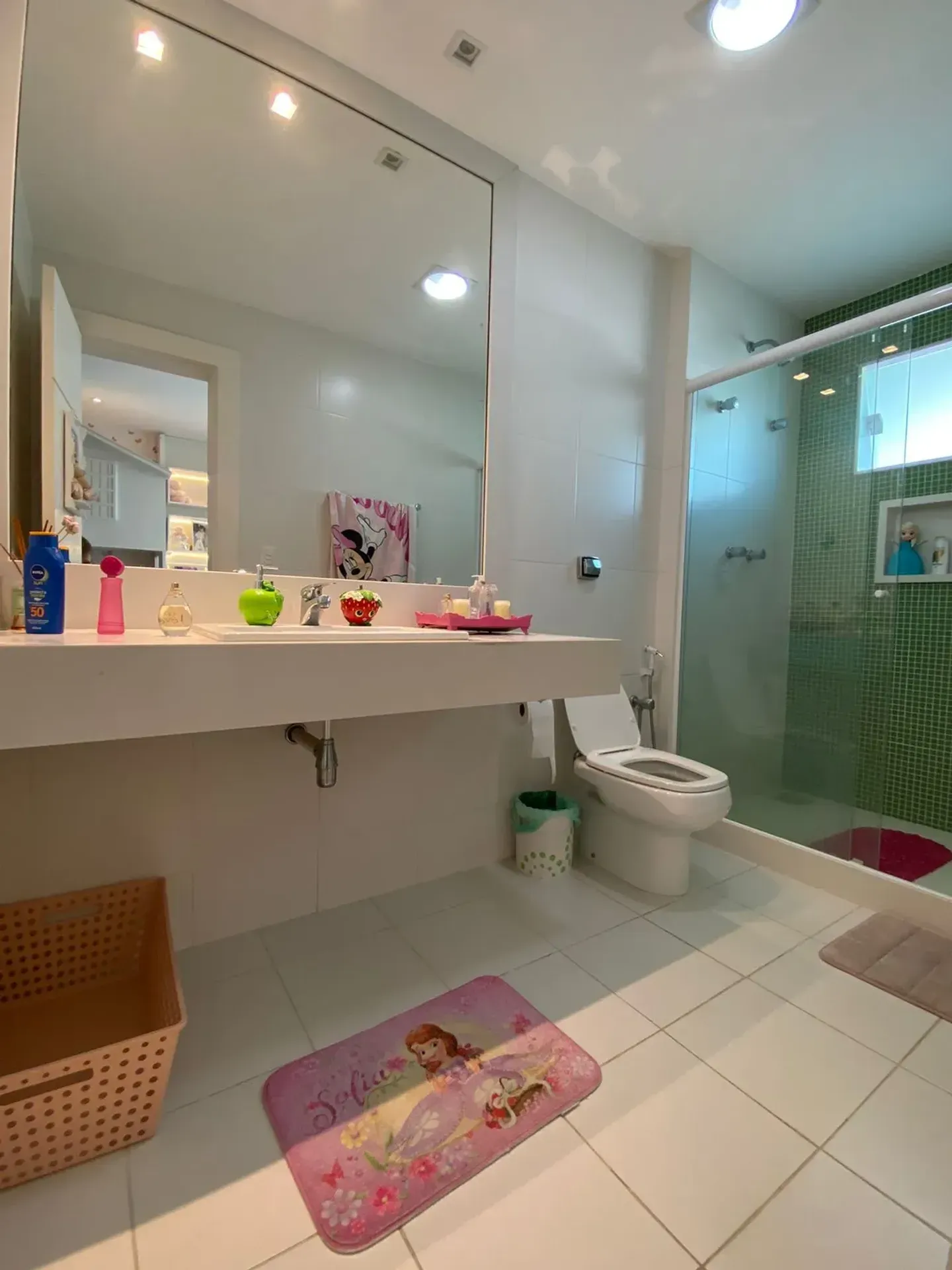 Casa mobiliada em condomínio com 5 quartos e 5 banheiros — photo 41