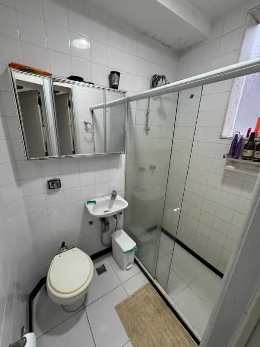 Apartamento de 484 m² com janelas do piso ao teto e banheira — photo 9
