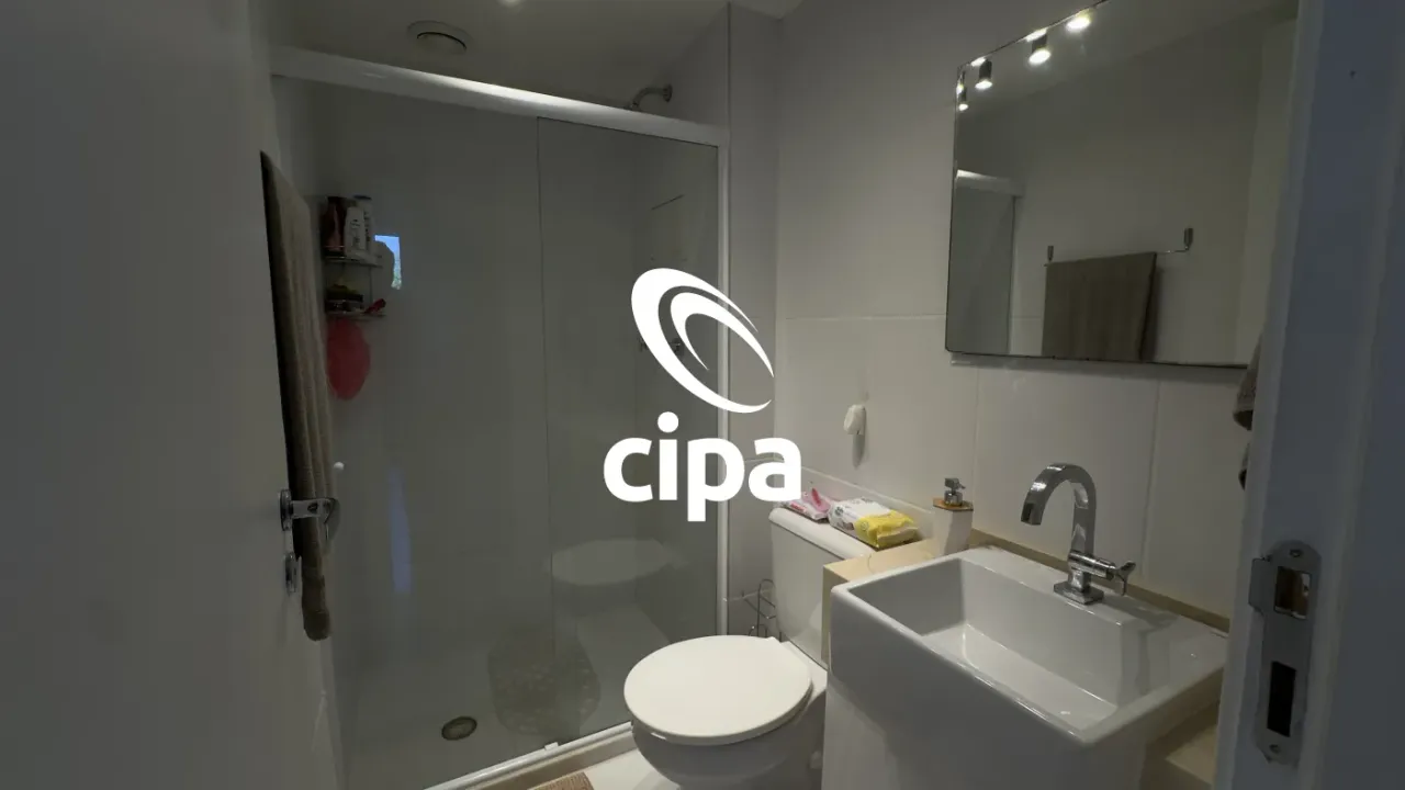 Furnished 2-bedroom apartment with glassed-in balcony — photo 7