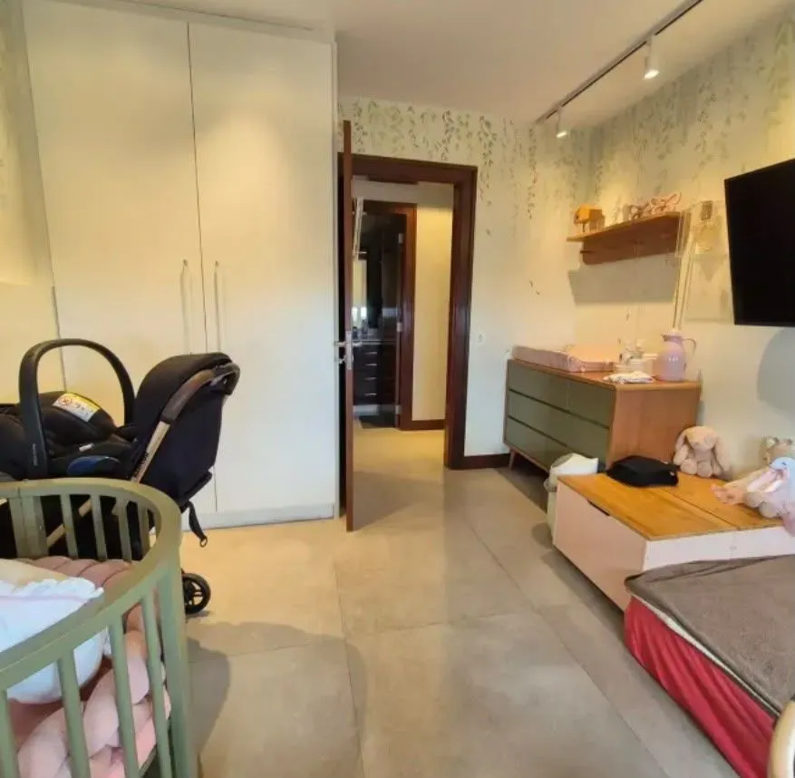 Furnished apartment, 115 m², with a home office — photo 6