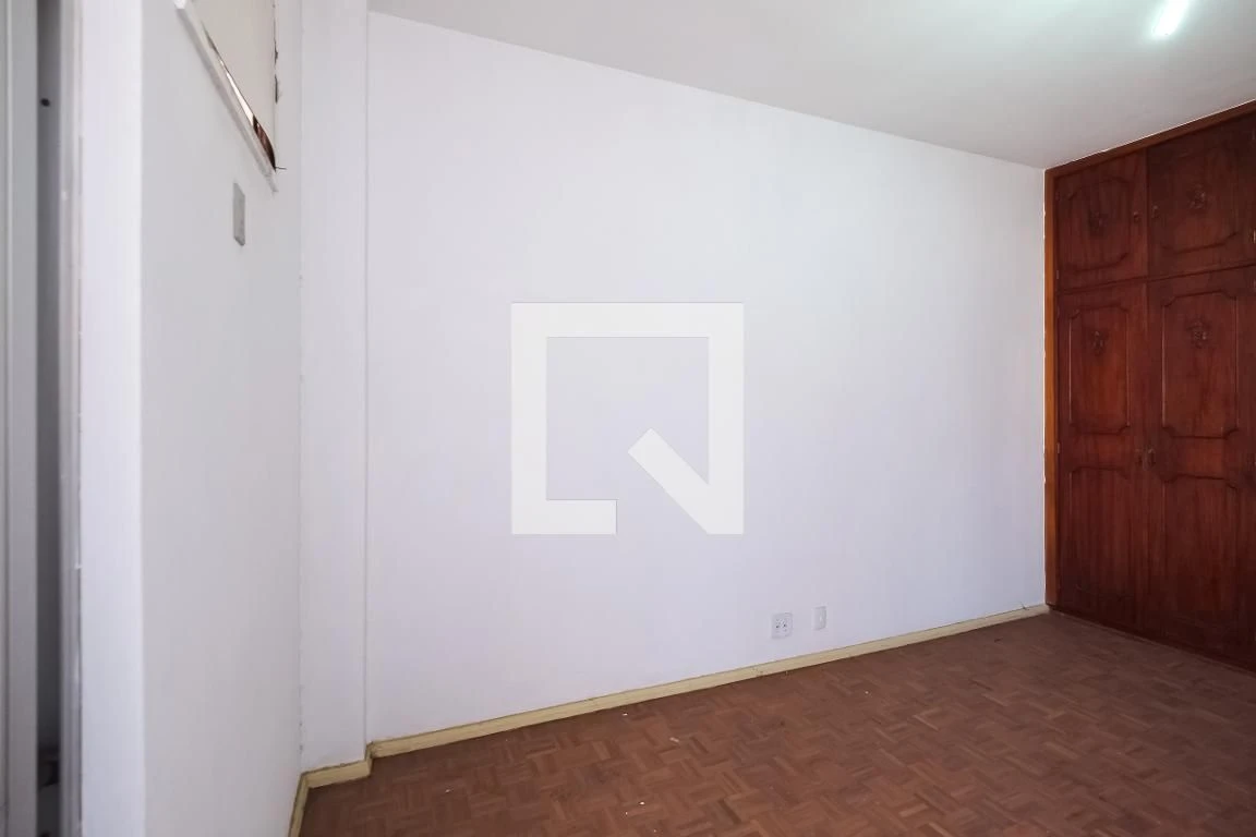 3-bedroom apartment with a mountain view in Rio de Janeiro — photo 25