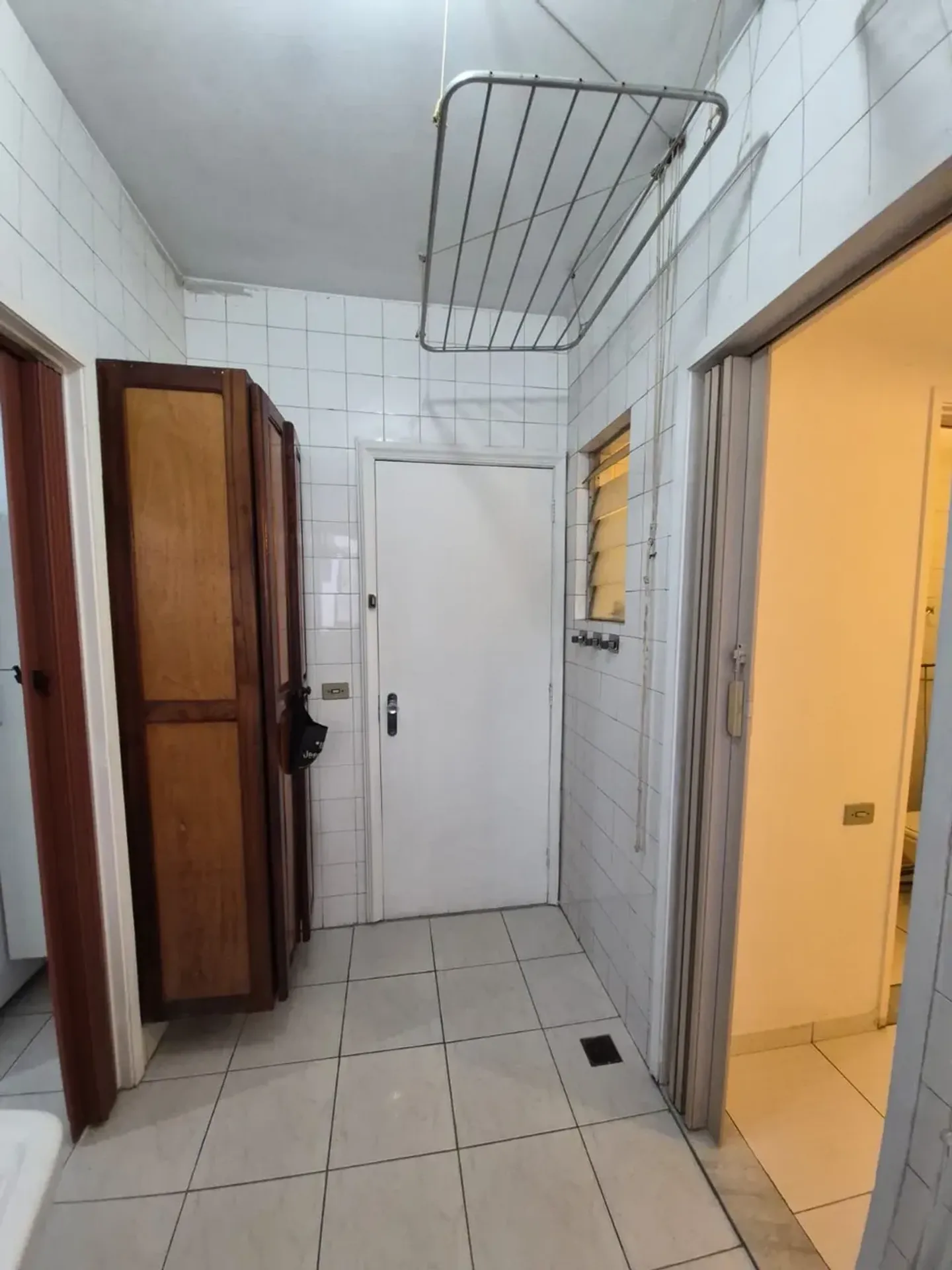 Home office in a 3-bedroom apartment, 140 m² — photo 16