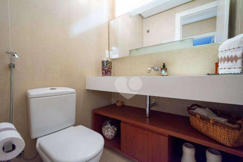 Furnished house with 7 en-suite bedrooms and 10 baths — photo 22