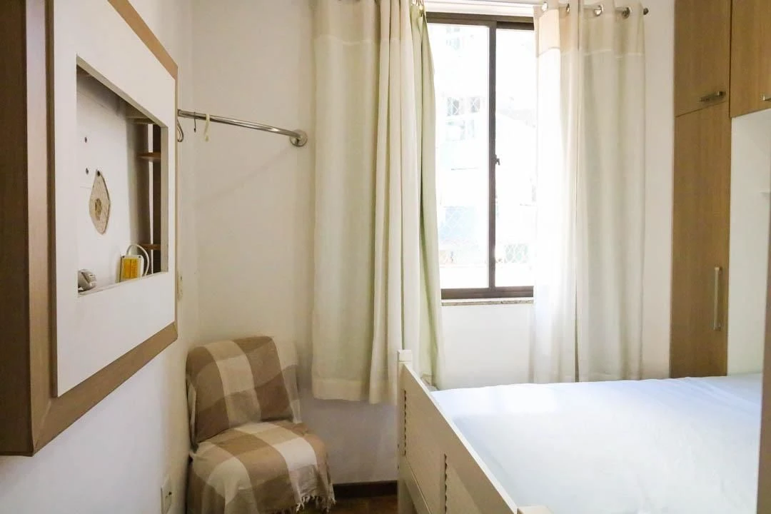 Furnished 2-bedroom apartment with a private garden — photo 10