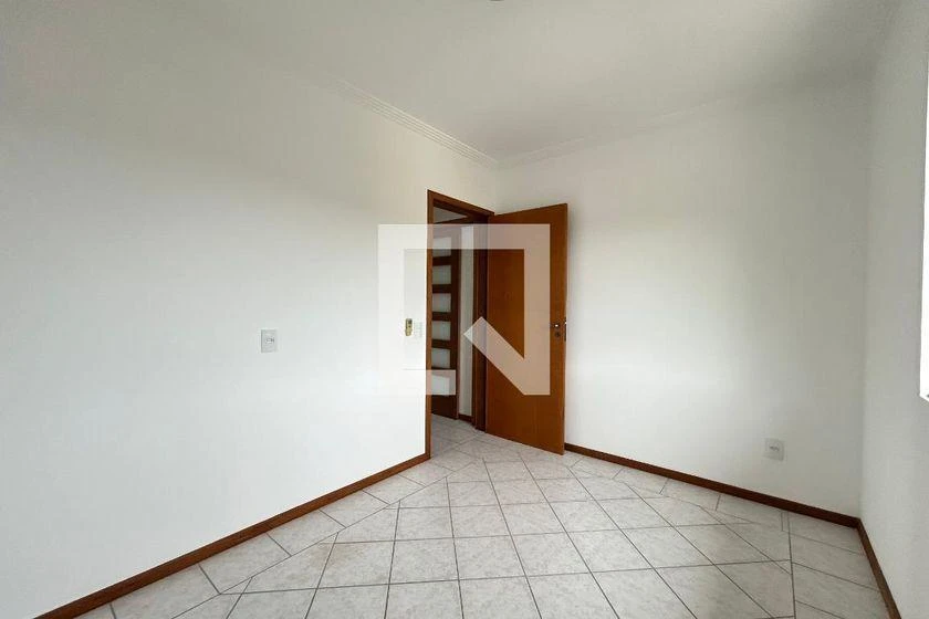 5-bedroom apartment with a bathtub in Florianópolis — photo 4