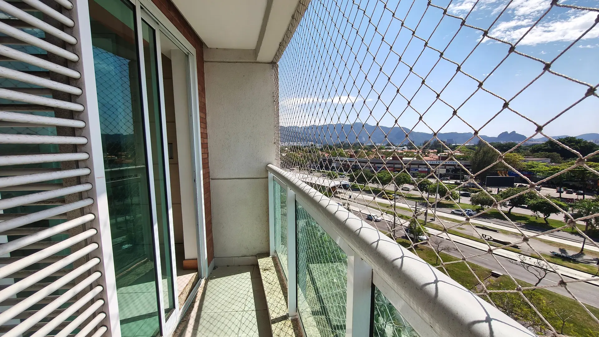 Apartamento com 3 suítes e fogão a gás na cozinha — photo 19