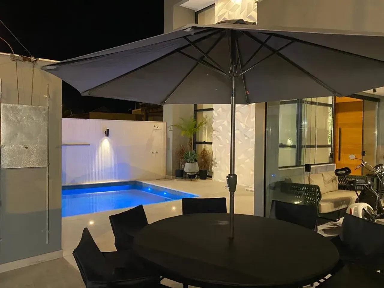 Casa com 5 quartos e 5 banheiros e 3 vagas — photo 18