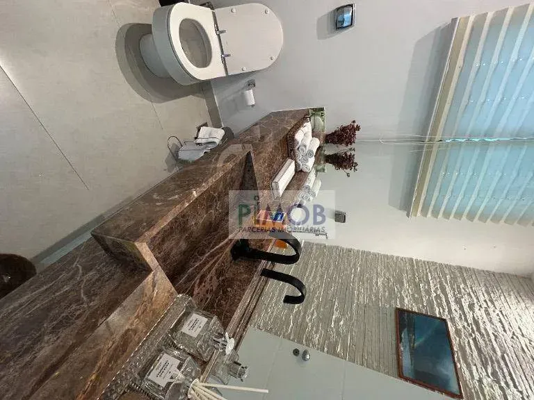 Casa mobiliada com 3 quartos e 5 banheiros, 550 m² — photo 18