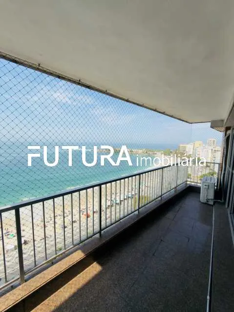 Duplex penthouse with 4 bedrooms and 5 bathrooms — photo 14