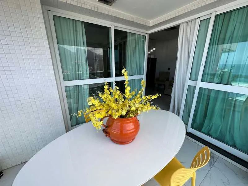 Furnished 1-bedroom, 1-bath apartment with parking — photo 9