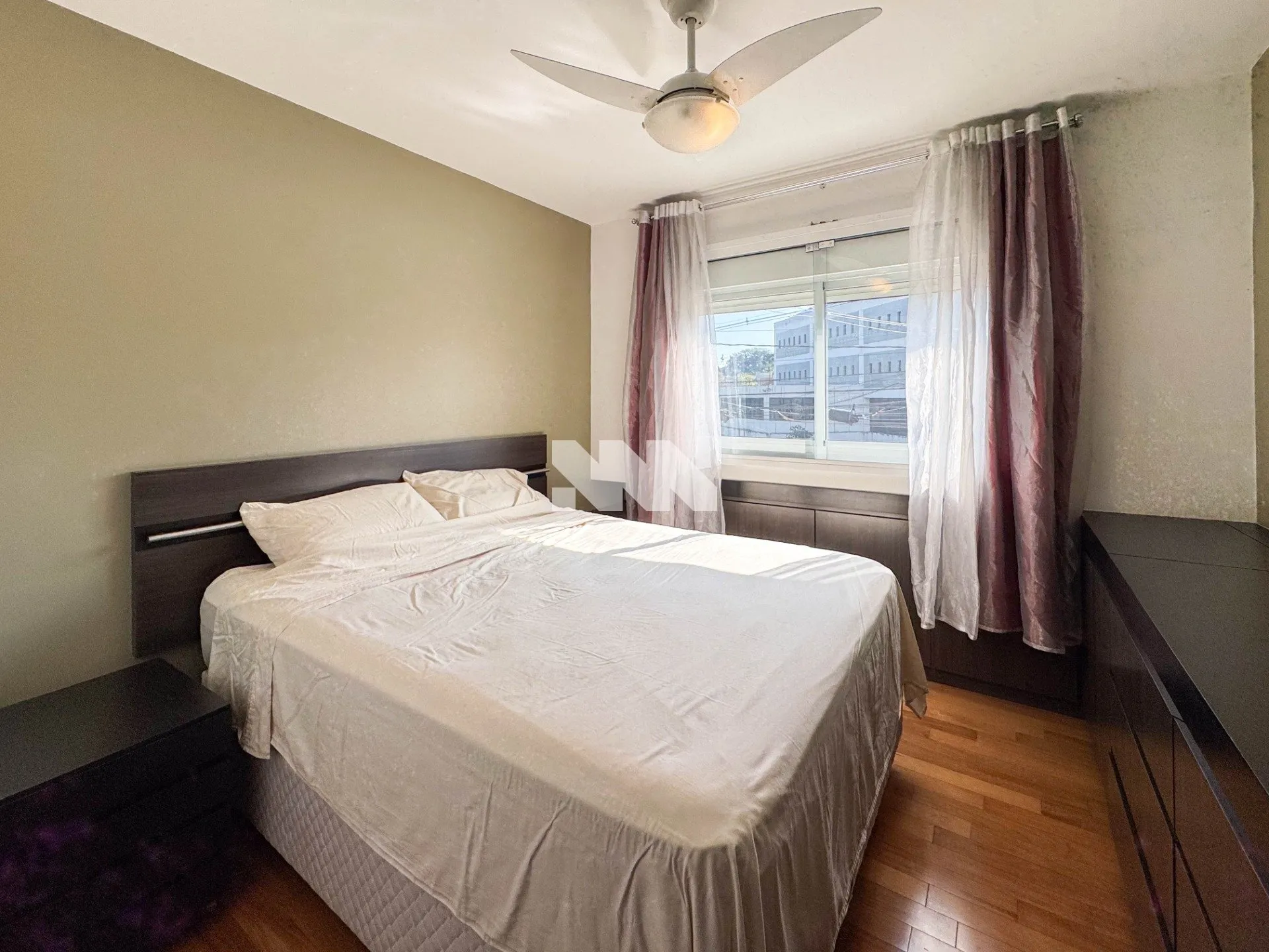 Furnished 104 m² apartment with 2 bedrooms and suite — photo 11