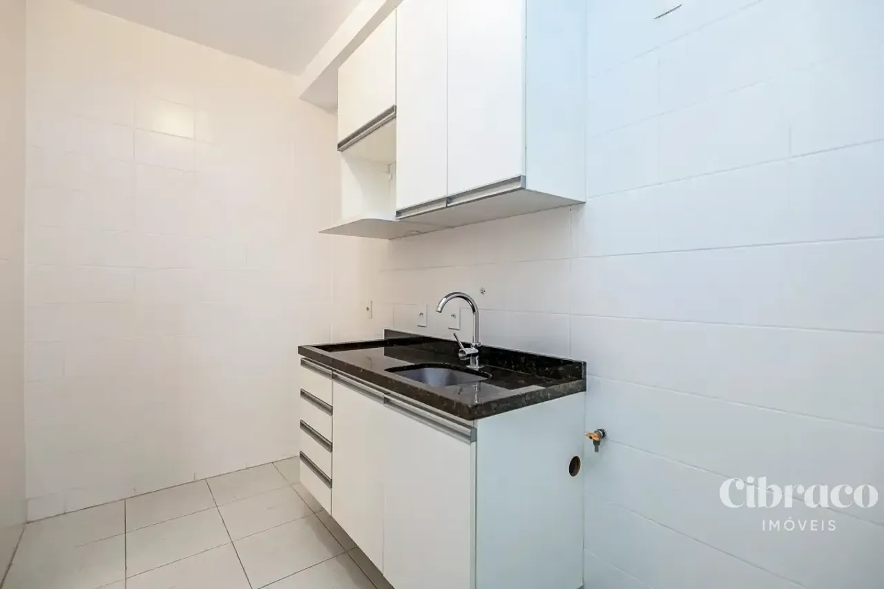 Apartamento de 1 quarto com 89,68 m² e sacada — photo 8