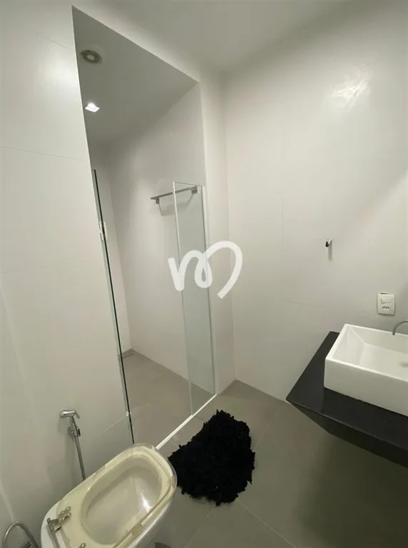 Furnished 314 m² apartment with 5 bedrooms — photo 26