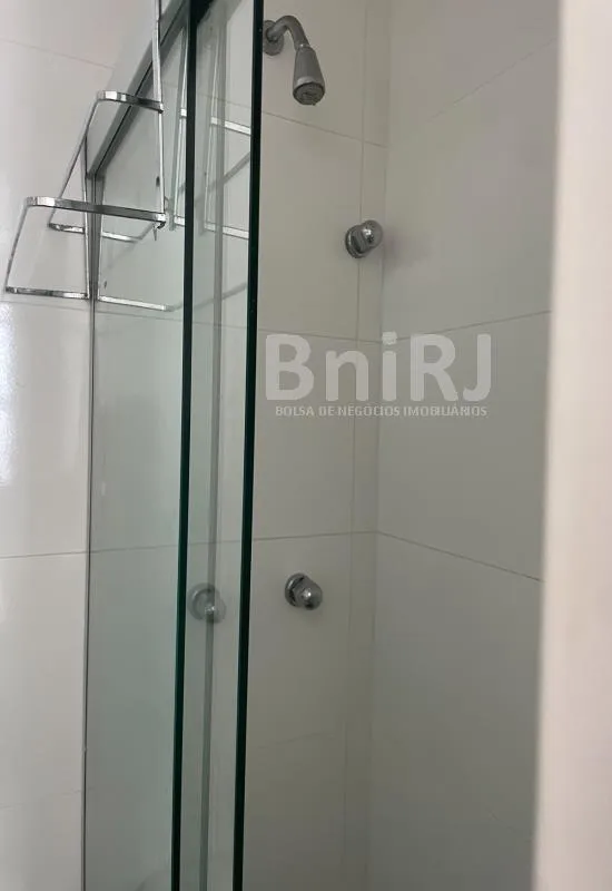 Furnished 190 m² apartment with 4 bedrooms and 4 parking — photo 79