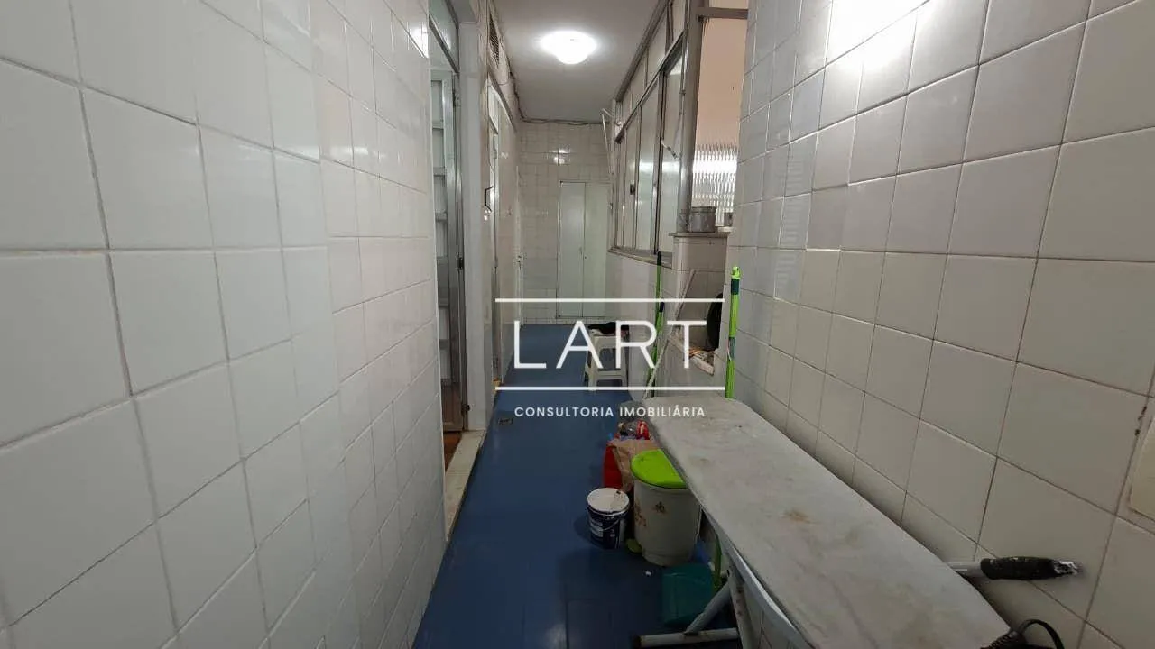 Rental apartment with 4 bedrooms and 280 m² — photo 13