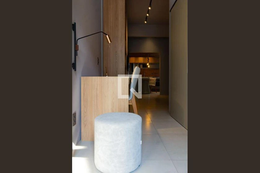 Квартира 48 м² з пральною машиною та робочим місцем — photo 14