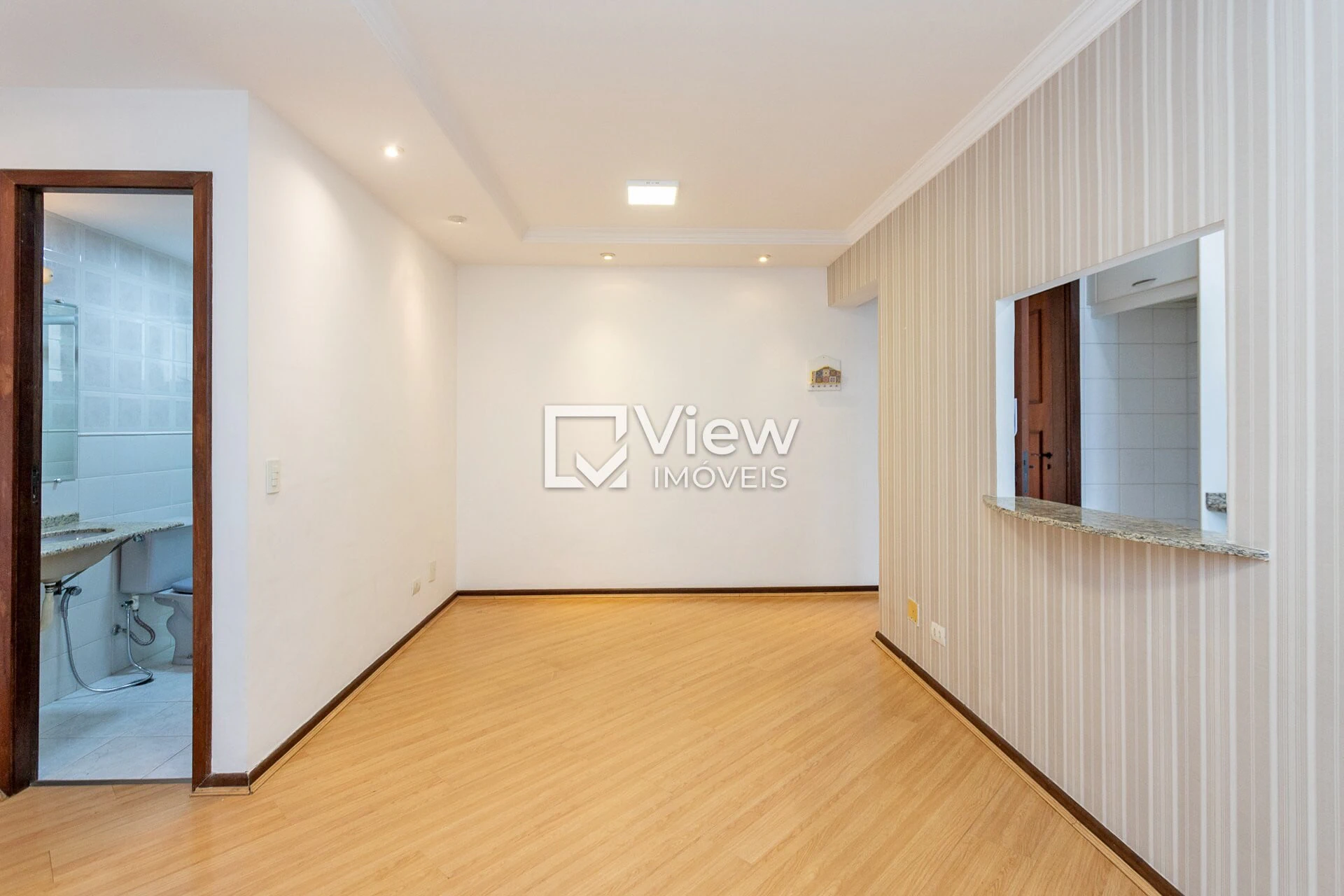 Apartment, 70 m², with wood or laminate floors — photo 21