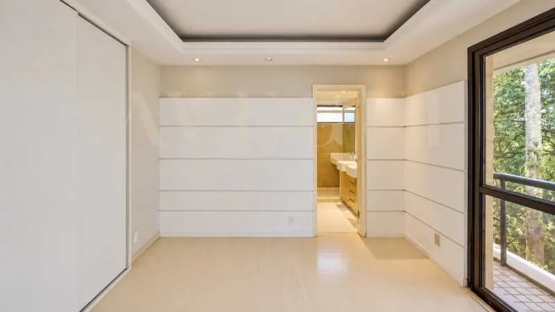 Apartamento de 3 quartos em condomínio com piscina aquecida — photo 19