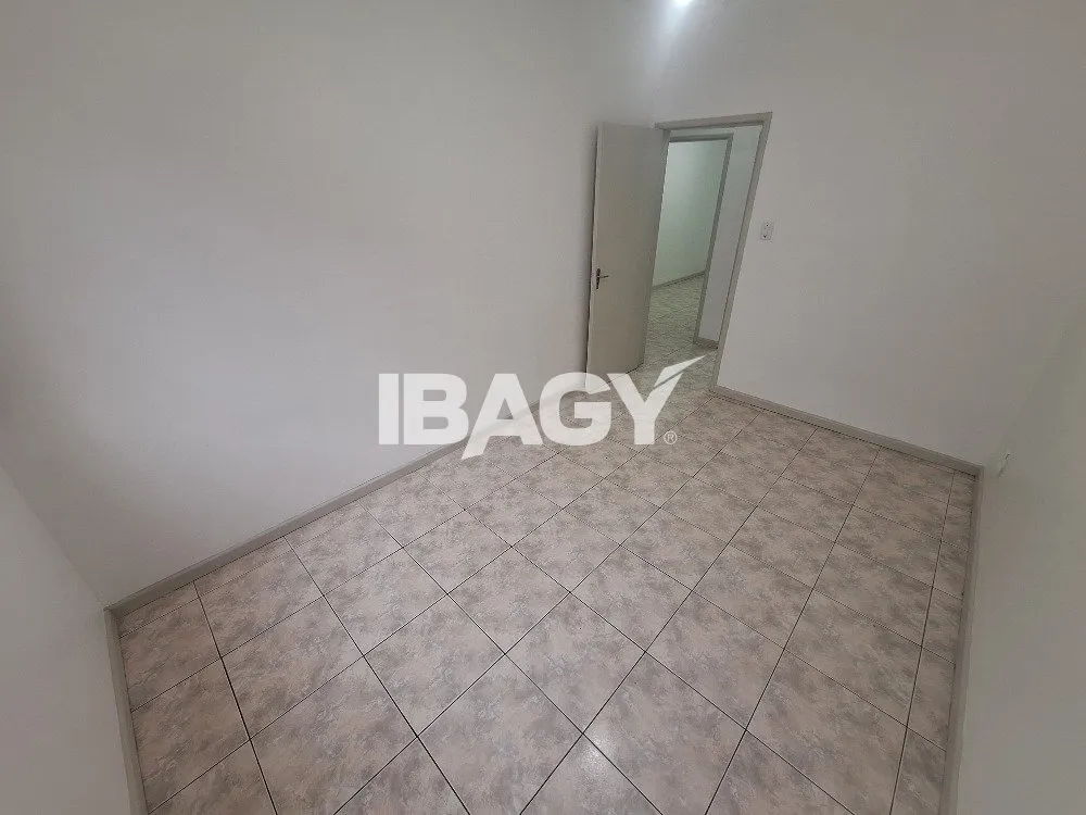 Apartamento sin amueblar con 3 dormitorios y 1 baño 116 m² — photo 13