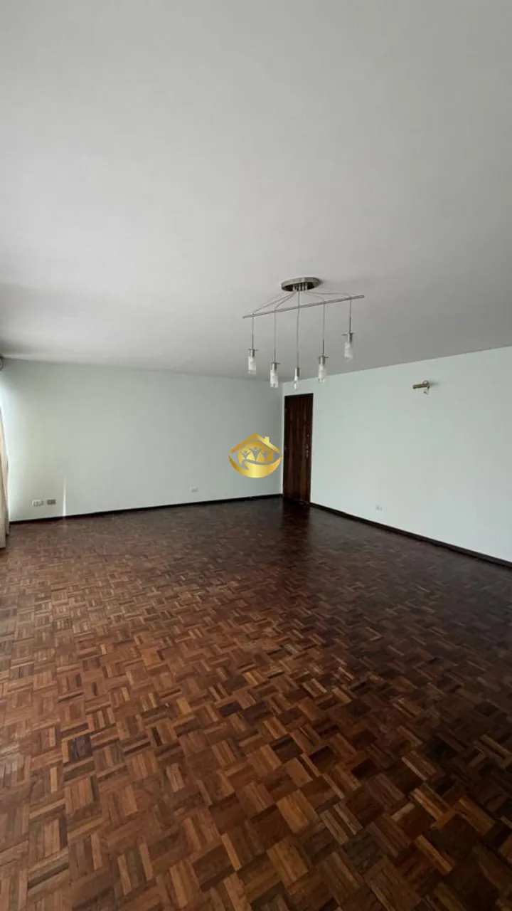 Квартира 194 м² з 2 спальнями та 1 ванною при спальні — photo 2