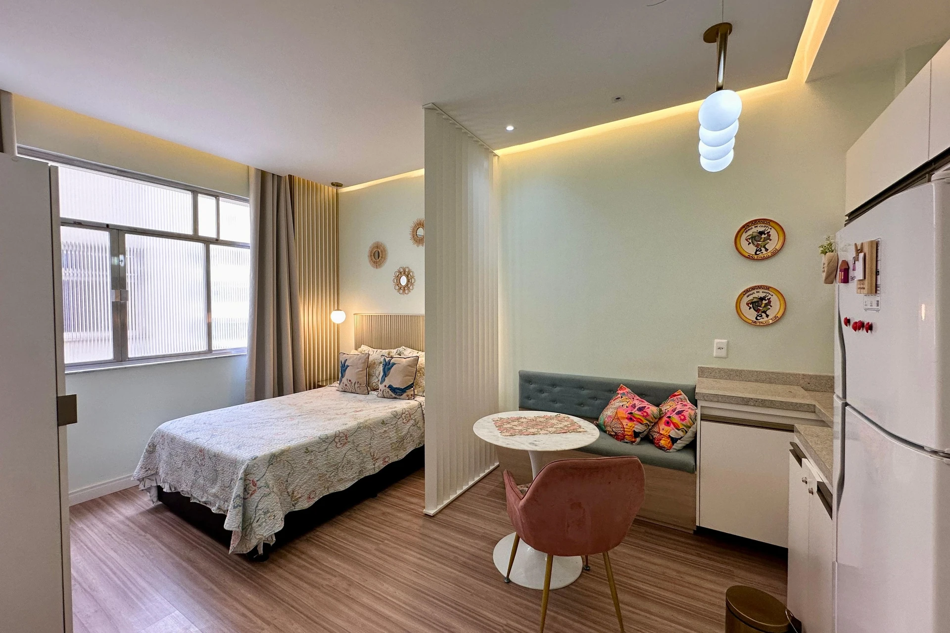 Furnished studio, 29 m², with a home office — photo 3