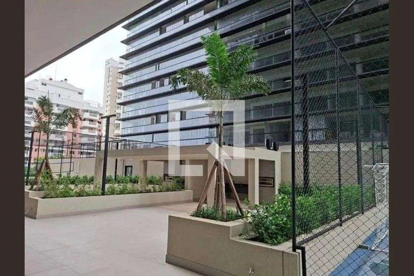 Apartamento de 2 quartos com varanda de vidro 146 m² — photo 9