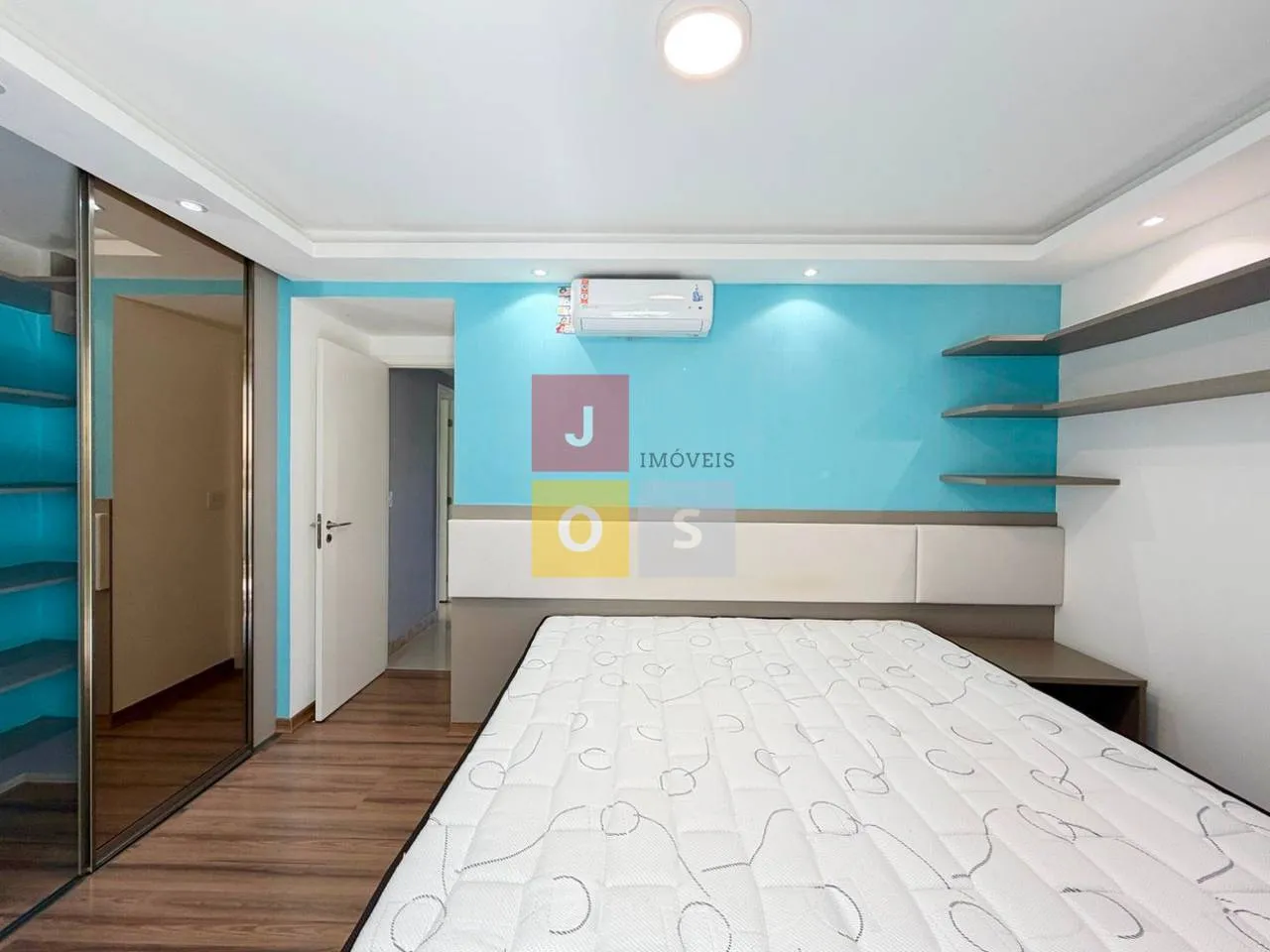 Furnished 4-bedroom suite apartment with 156 m² — photo 171