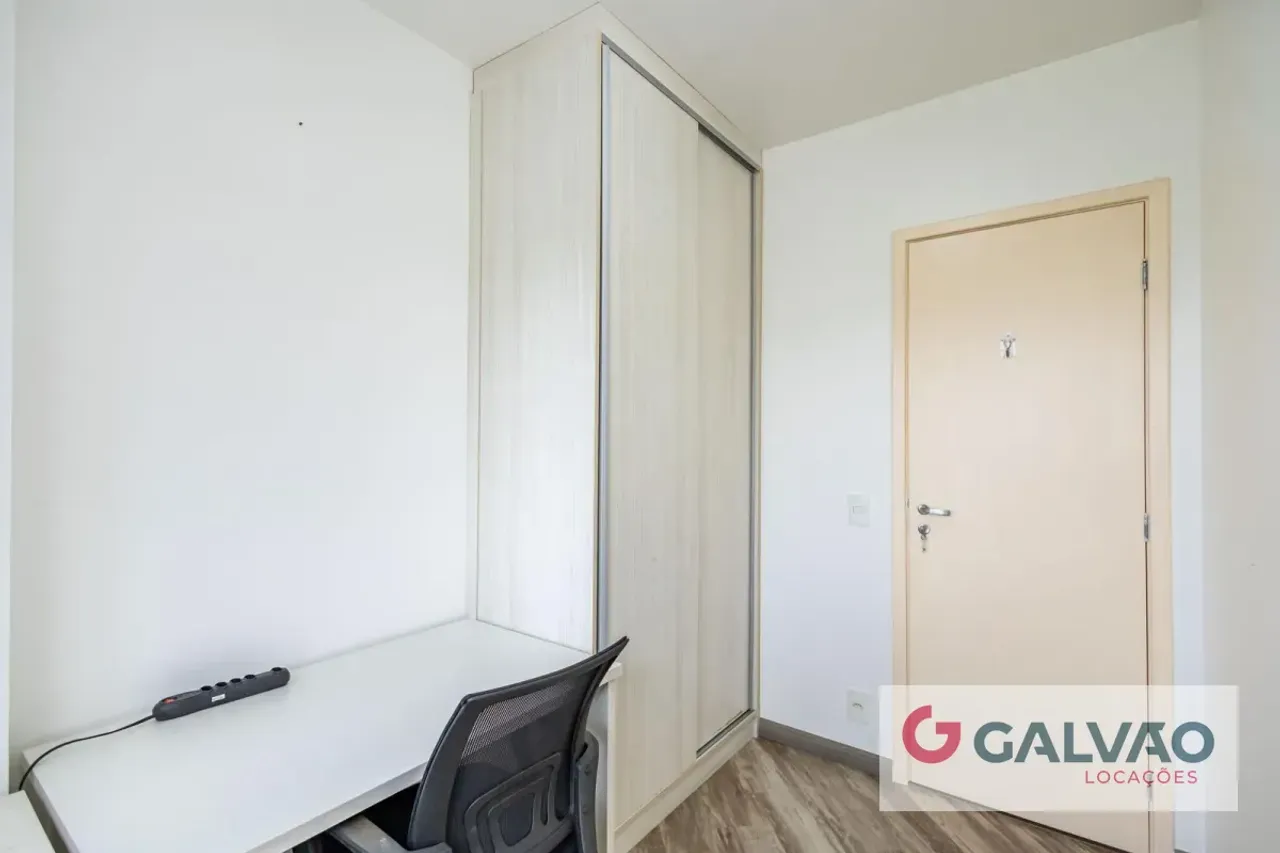 Furnished apartment with 2 bedrooms and 1 parking spot — photo 3