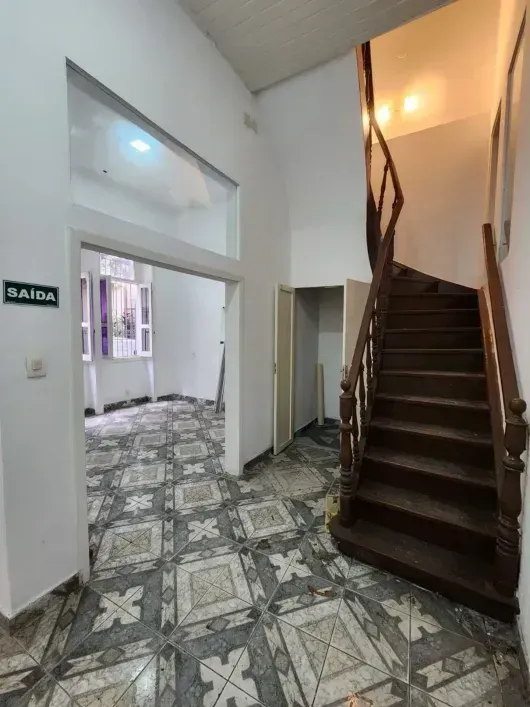 Unfurnished house with 5 bedrooms and 3 bathrooms — photo 5