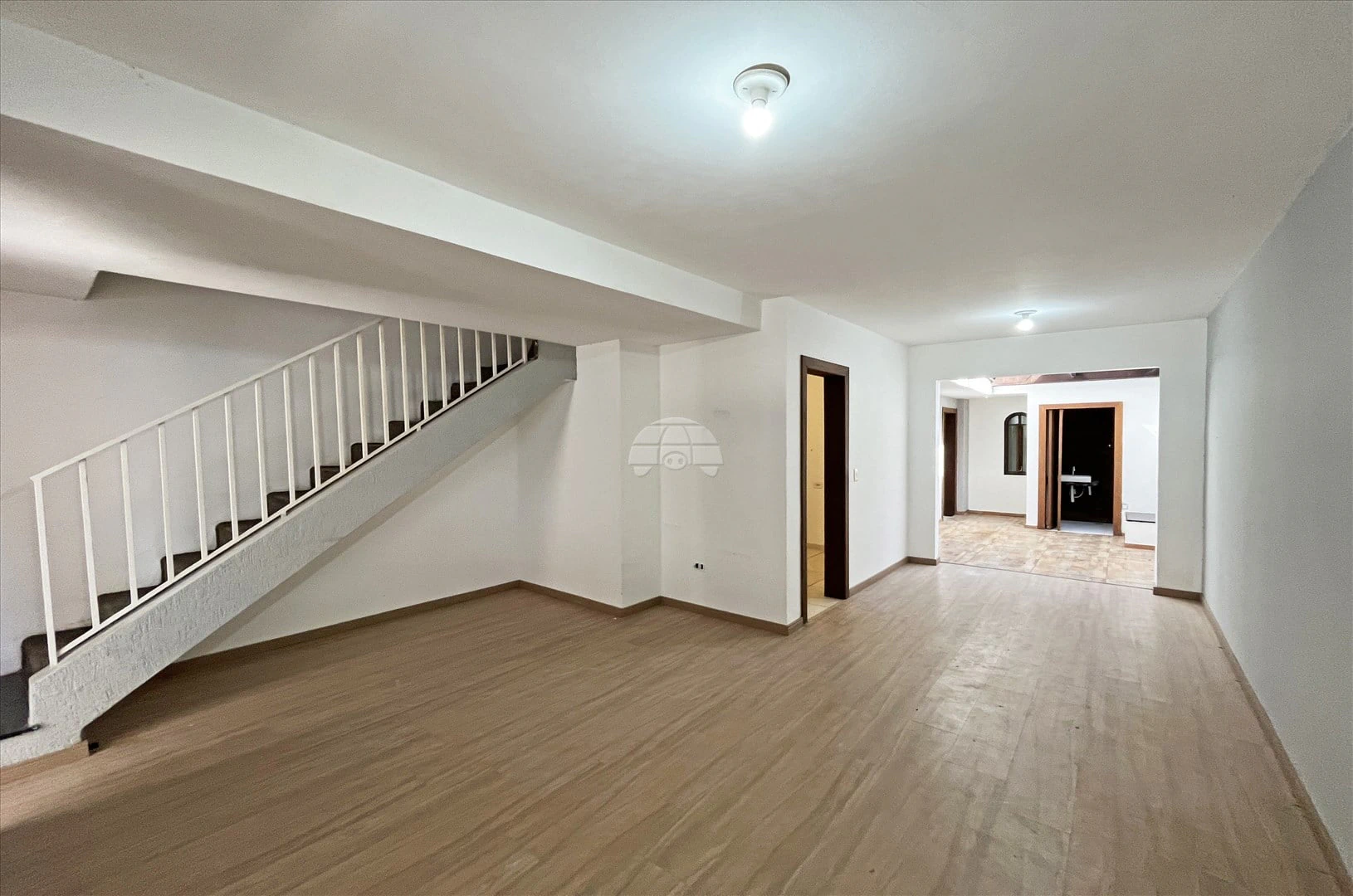3-bedroom house with 220 m² and 2 parking spaces
