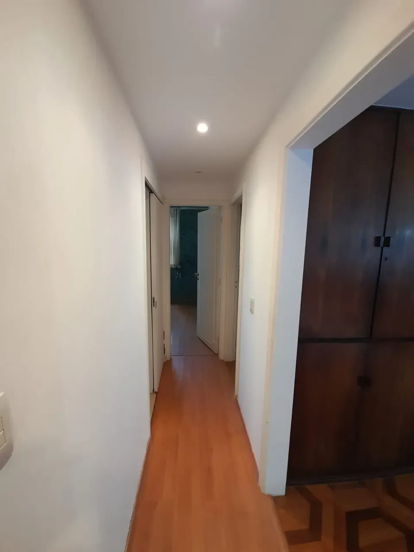 Rental apartment with 3 bedrooms and 2 suites — photo 33