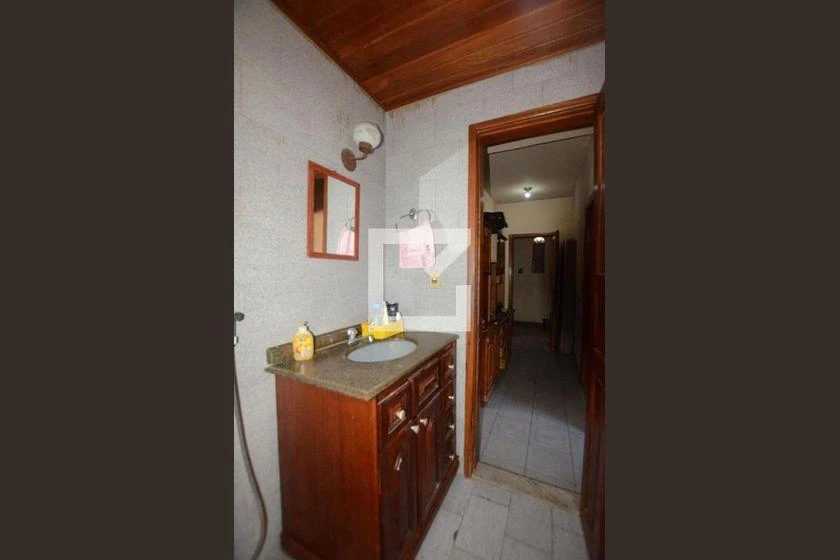 4-bedroom apartment with a home office — photo 46