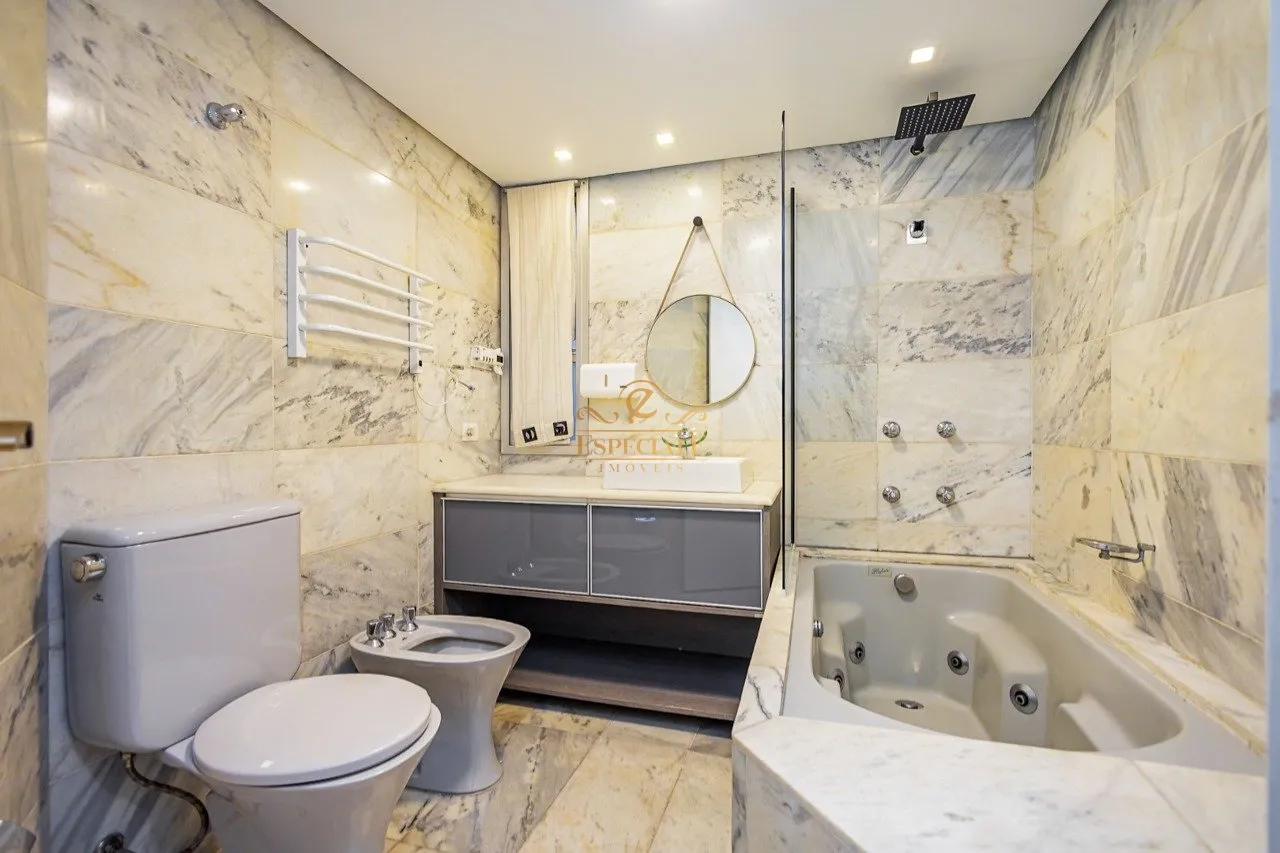Мебльована квартира з 3 кімнатами на 146 м² — photo 73