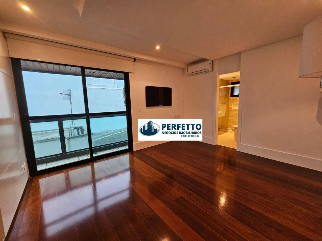 Apartment with 4 bedrooms, 4 bathrooms and 2 parking spaces — photo 3
